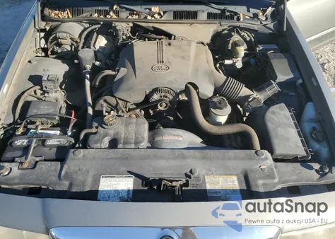 2000 Mercury Grand Marquis Gs z USA, uszkodzony, nr VIN 2MEFM74W5YX653134